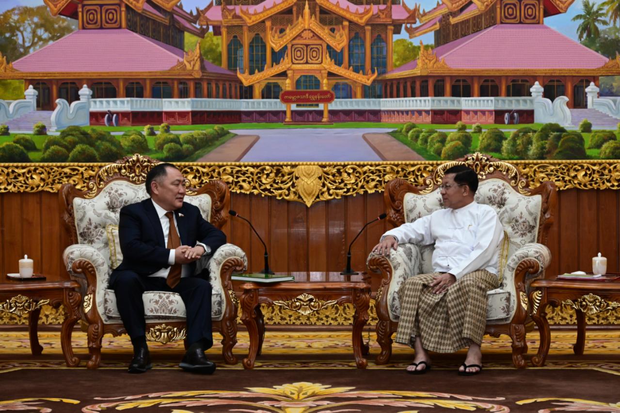 Read more about the article ပြည်ထောင်စုသမ္မတမြန်မာနိုင်ငံတော်ယာယီသမ္မတထံ ရုရှားဖက်ဒရေးရှင်းနိုင်ငံ၊ ဒူးမားလွှတ်တော် ဒုတိယဥက္ကဋ္ဌ ဦးဆောင်သည့် ကိုယ်စားလှယ်အဖွဲ့က လာရောက်ဂါရဝပြုတွေ့ဆုံ (၂၉-၁၂-၂၀၂၅)