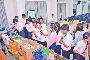 Read more about the article တိုင်းဒေသကြီးနှင့် ပြည်နယ်များမှ လူငယ်ကိုယ်စားလှယ်အဖွဲ့များ နေပြည်တော်ရှိ အထင်ကရနေရာများသို့ သွားရောက်လေ့လာ (၁၆-၁-၂၀၂၆)