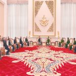 နိုင်ငံတော်လုံခြုံရေးနှင့်အေးချမ်းသာယာရေးကော်မရှင်ဥက္ကဋ္ဌ တပ်မတော်ကာကွယ်ရေးဦးစီးချုပ် ဗိုလ်ချုပ်မှူးကြီး မင်းအောင်လှိုင် ထိုင်းဘုရင့်တပ်မတော်ကာကွယ်ရေးဦးစီးချုပ် ဦးဆောင်သည့် ကိုယ်စားလှယ်အဖွဲ့အား လက်ခံတွေ့ဆုံ (၁၉-၃-၂၀၂၆)