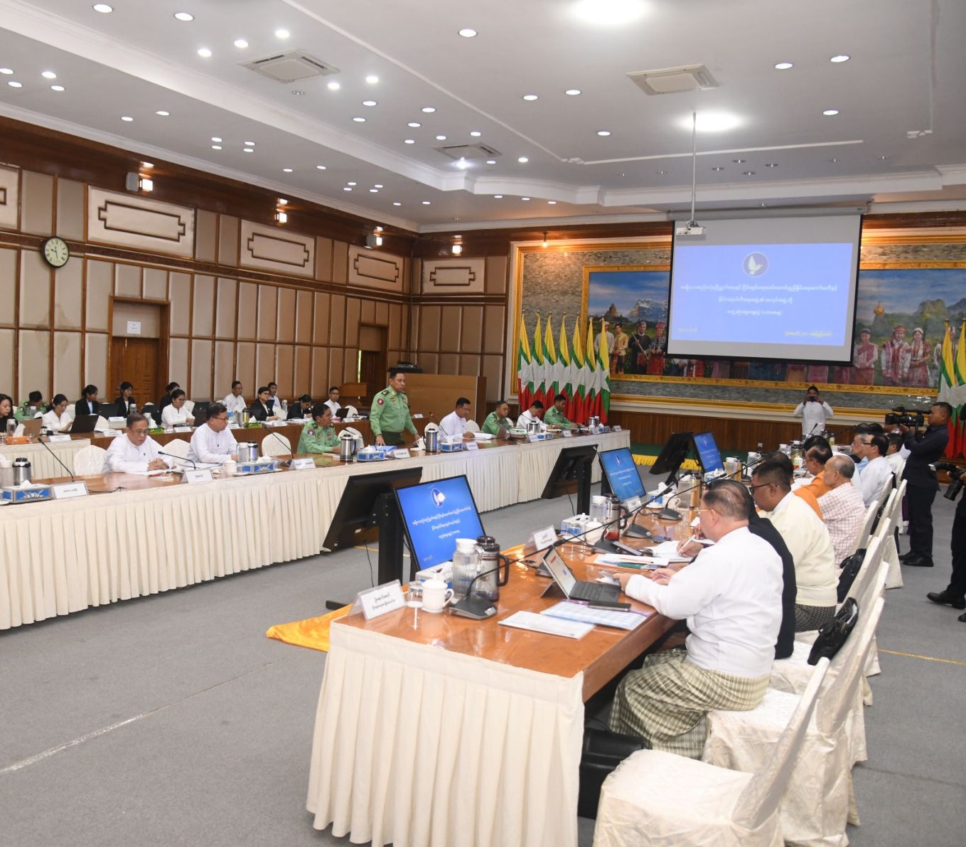 You are currently viewing NSPNC နှင့် နိုင်ငံရေးပါတီများအစုအဖွဲ့၏ အလုပ်အဖွဲ့ကိုယ်စားလှယ်များ တွေ့ဆုံဆွေးနွေးပွဲကျင်းပ (၁၉-၁၀-၂၀၂၆)